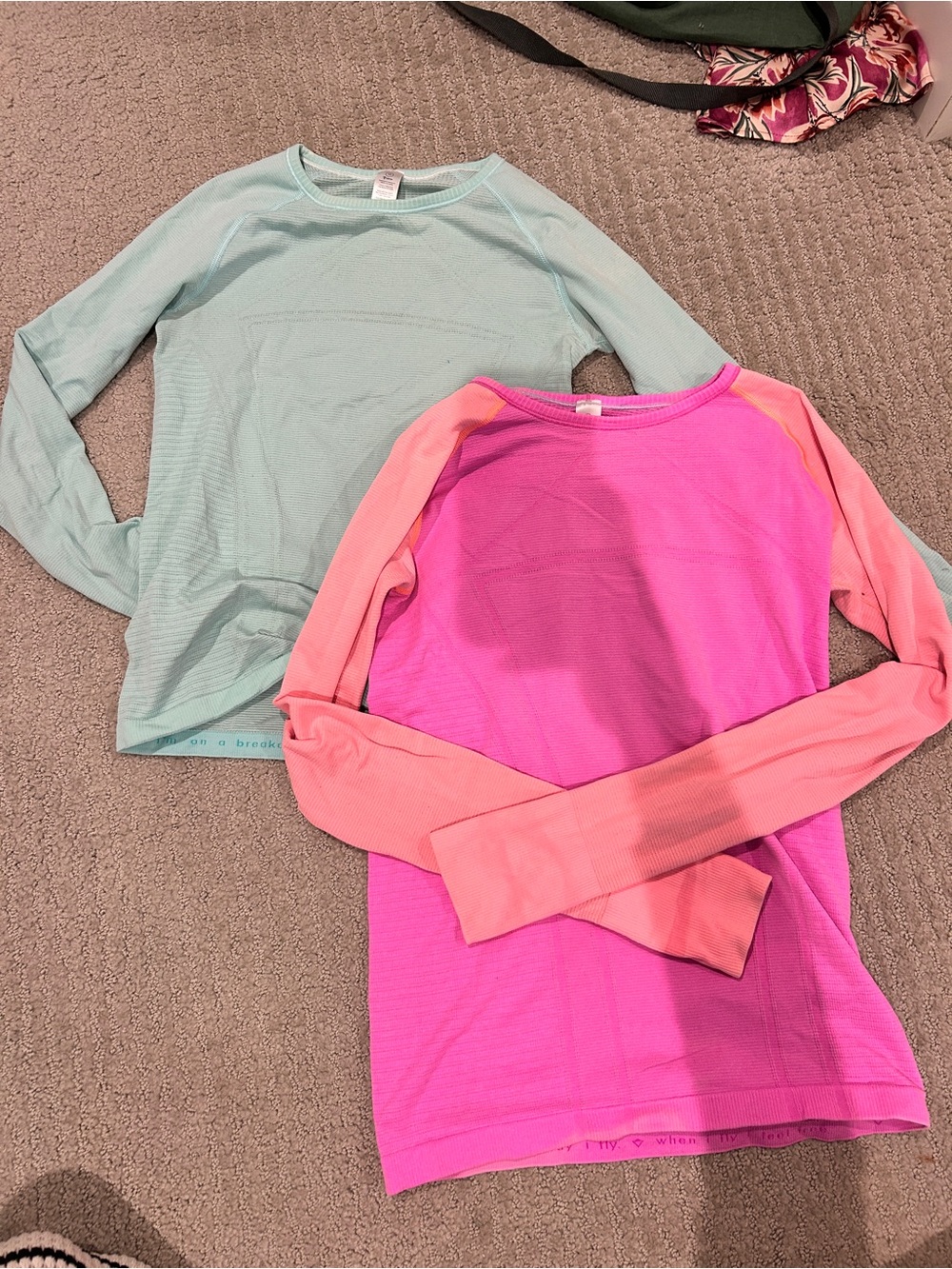 Set of 2 Ivivva tops